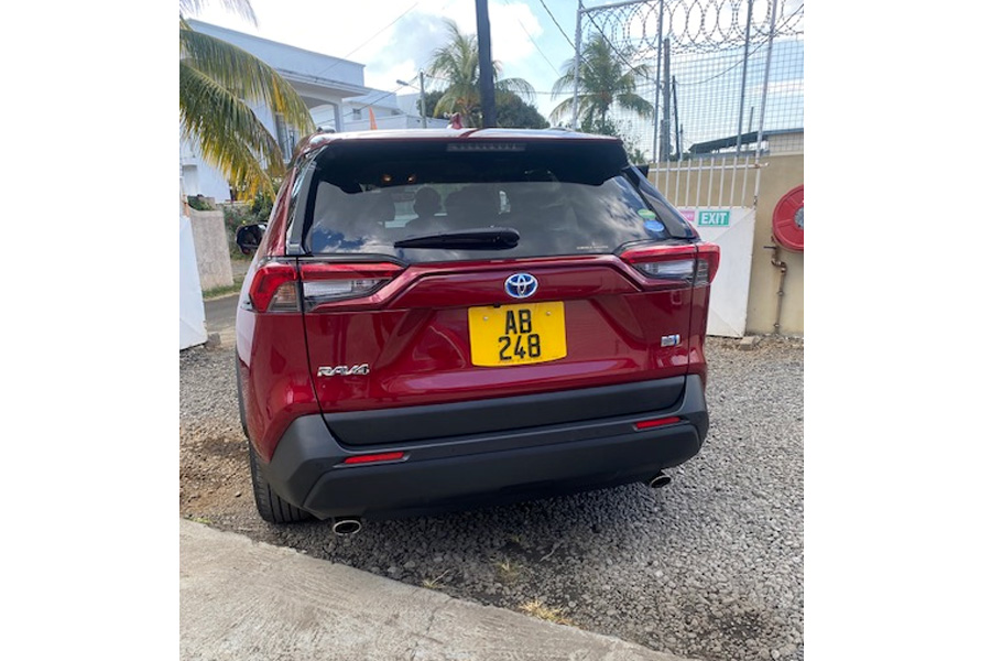 Toyota RAV 4 Used Car Dealer in Mauritius